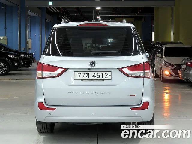 2015 KG Mobility 코란도 투리스모