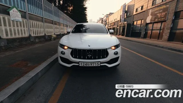 2020 Maserati 르반떼